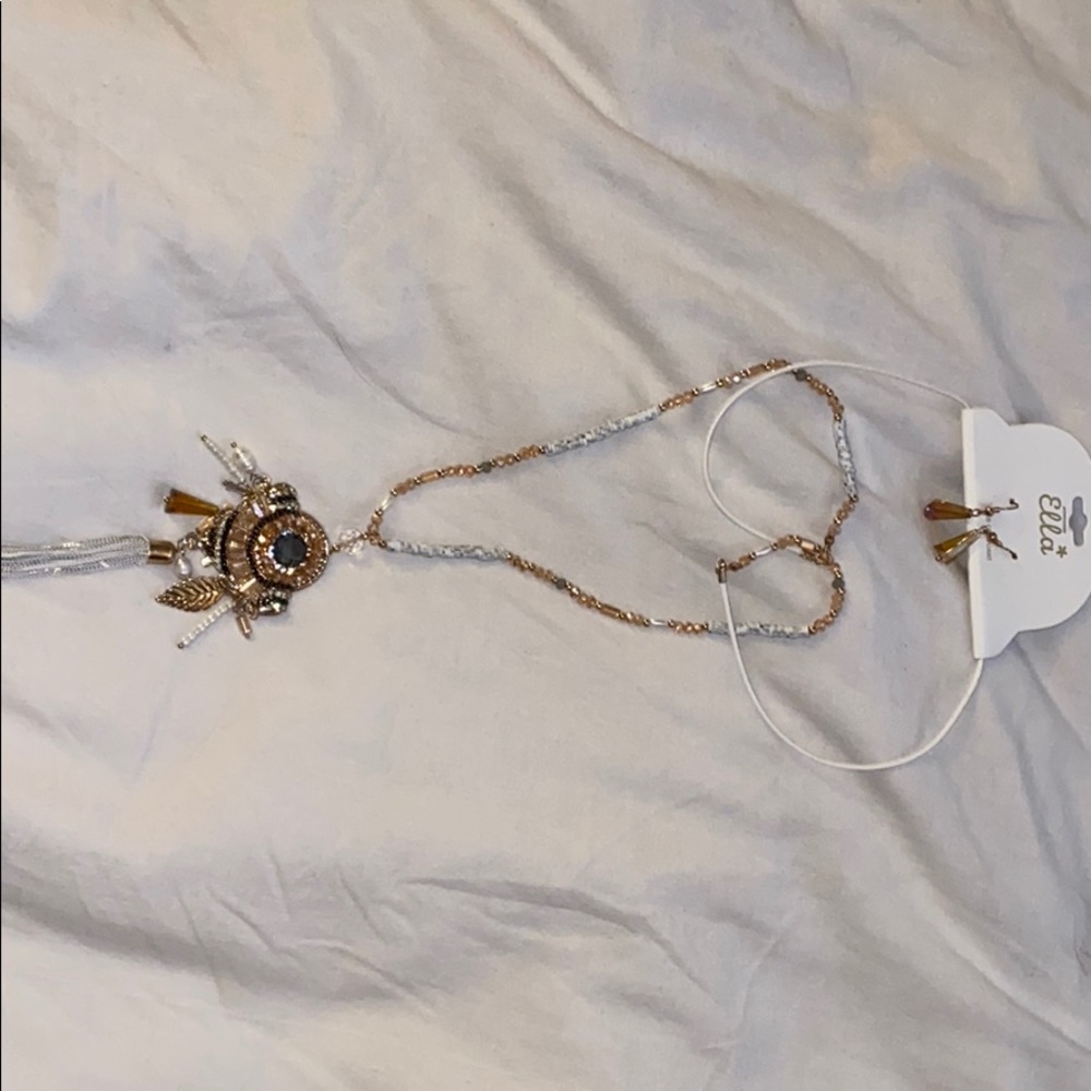 Necklace and earring set NWOT